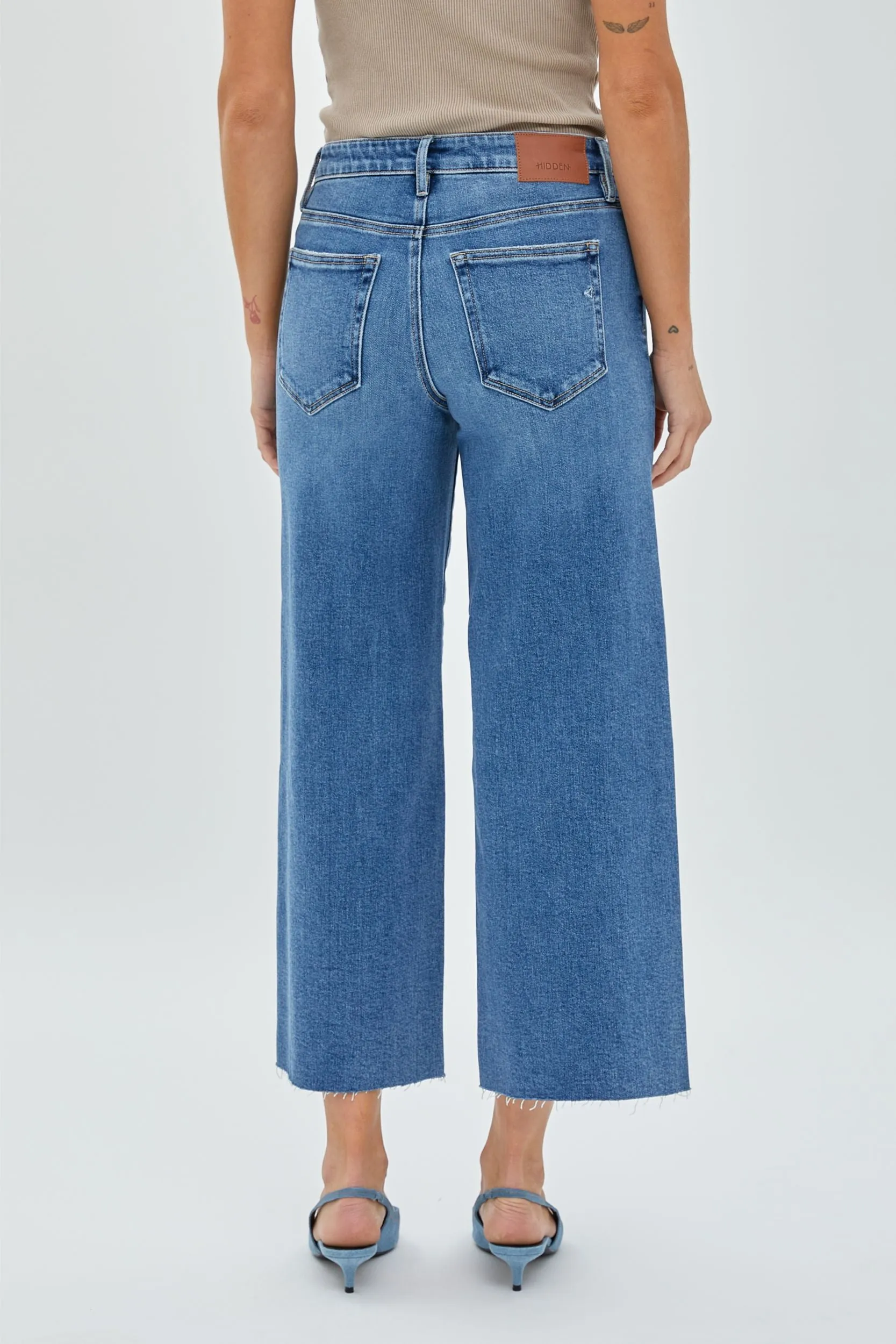 Hidden Nori High Waist Crop Wide Leg Jean 27 Inseam In Medium Dark