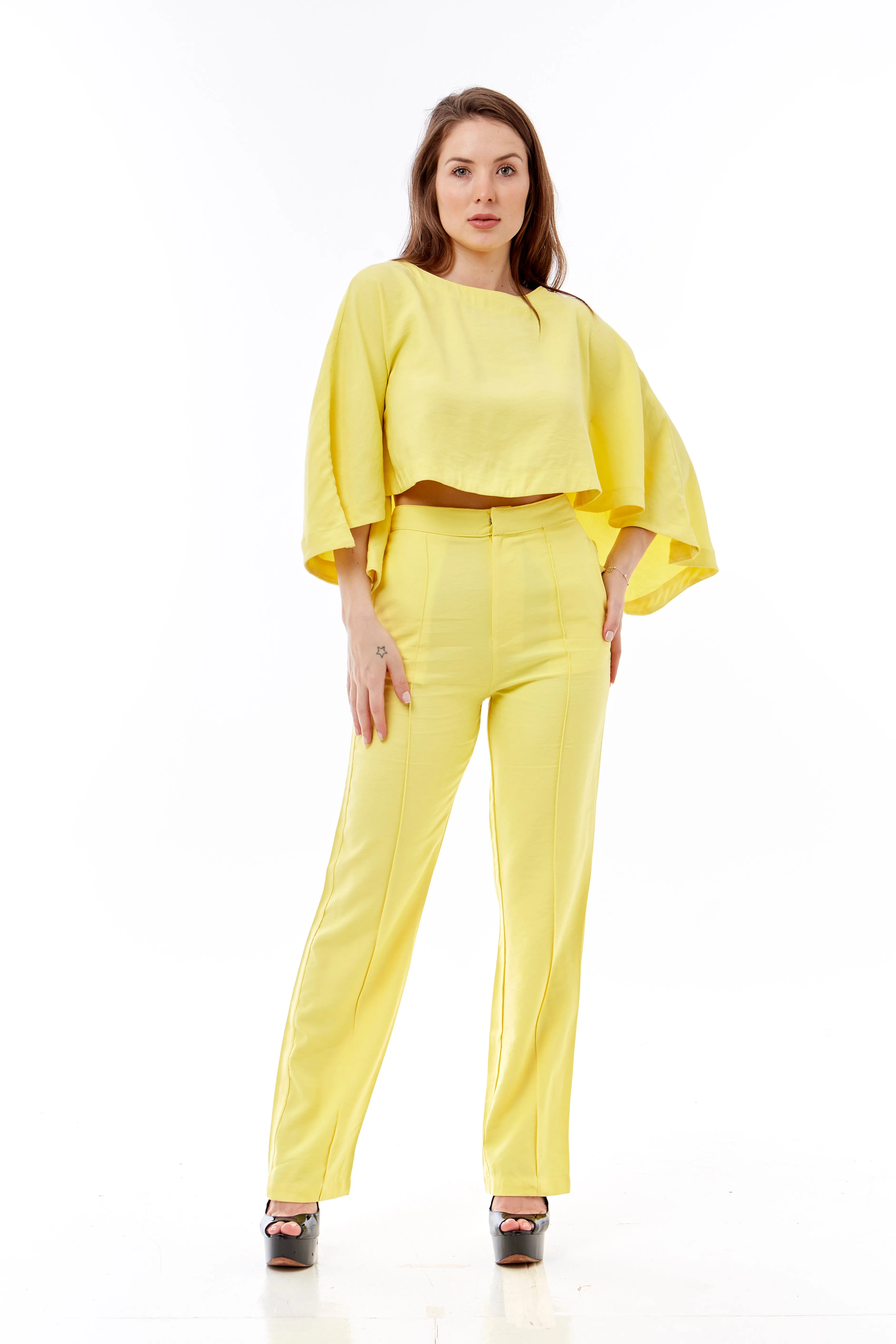 Poncho feminino assimétrico