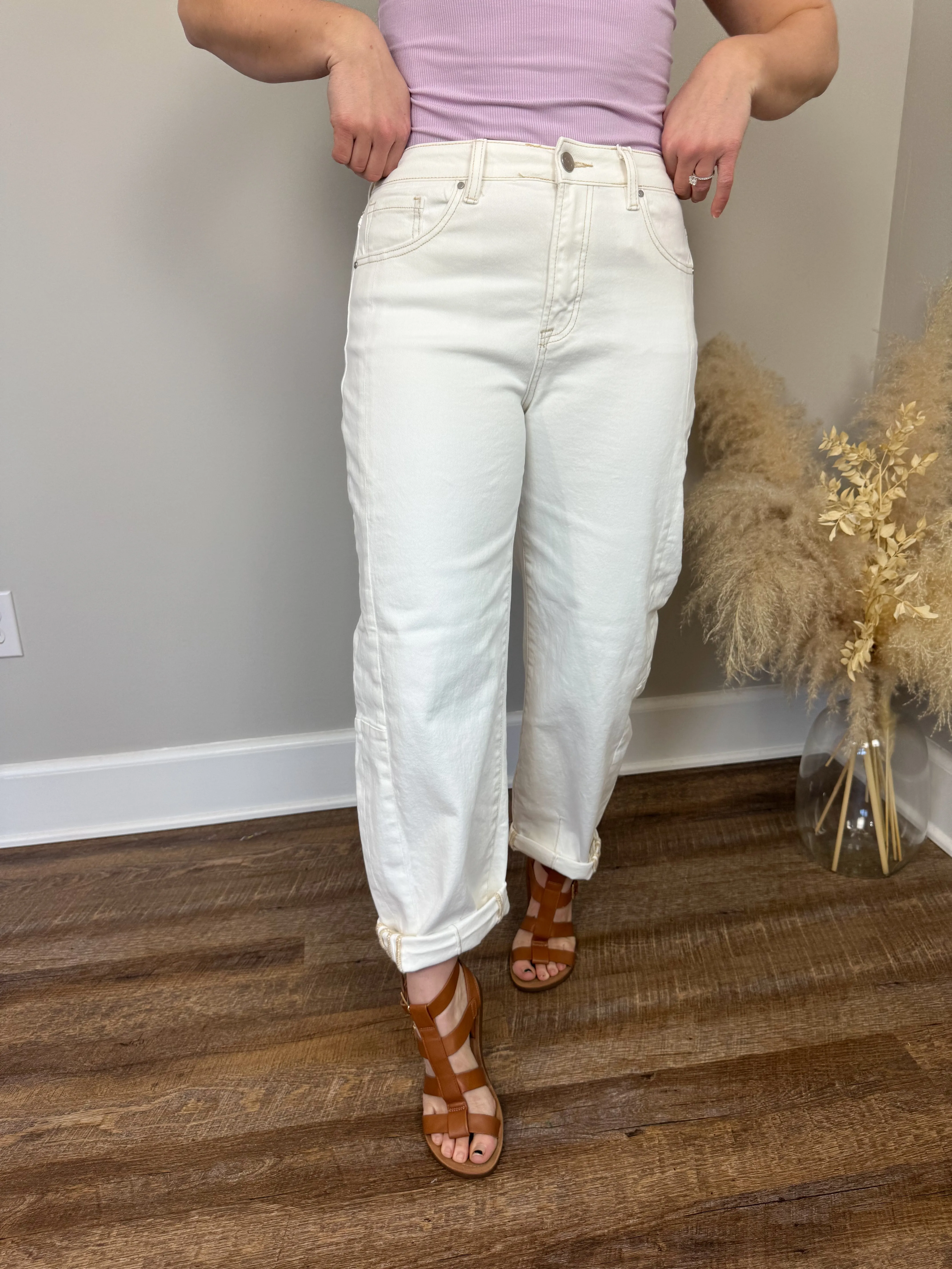 Risen Barrel Jeans | White